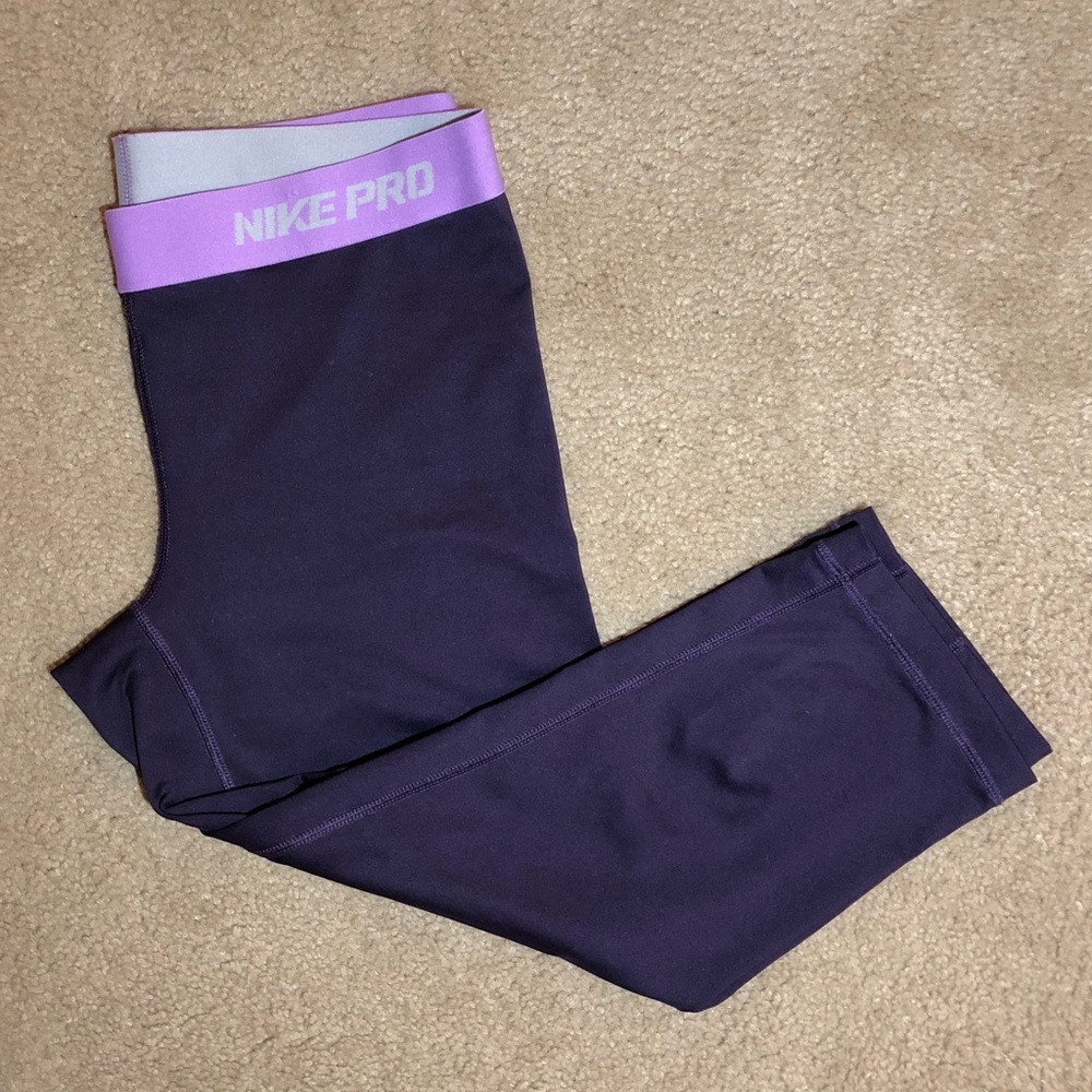 Nike Pro Capris